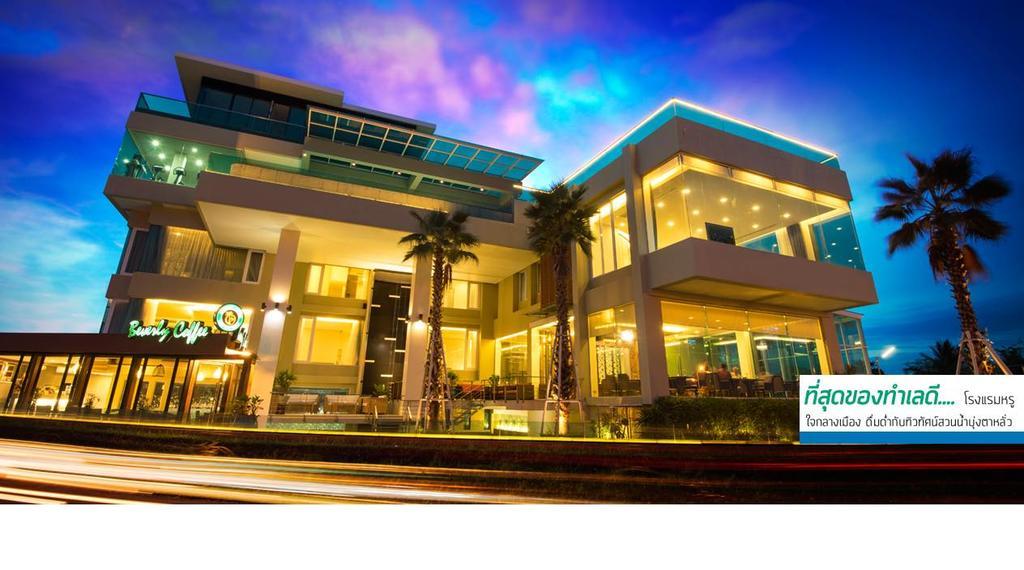 The Beverly Hills Hotel Nakhonratchasima Exterior foto